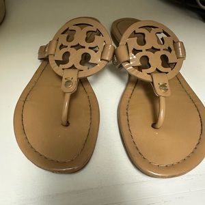 Tory Burch size 7 patent tan Miller sandals